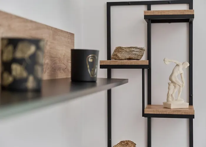 Spacious Suitable For Remote Work With Balcony & Parking By Renters * 弗罗茨瓦夫